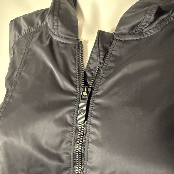 Lululemon Before Dawn Jacket | Size 6 - Picture 3 of 13